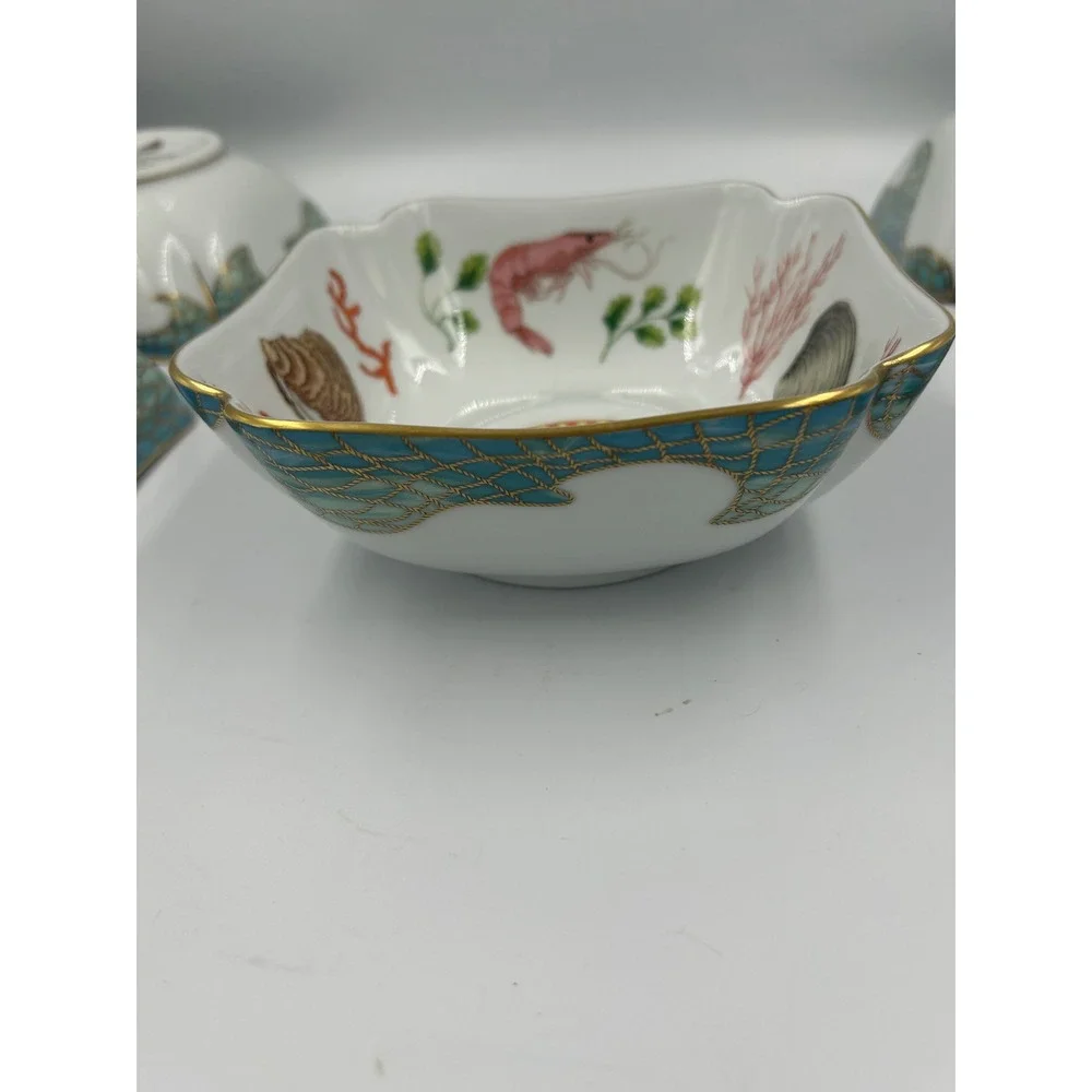 Lynn Chase Saint Tropez Porcelain Bowls 24K Gold Trim Coastal Shells Set of 6